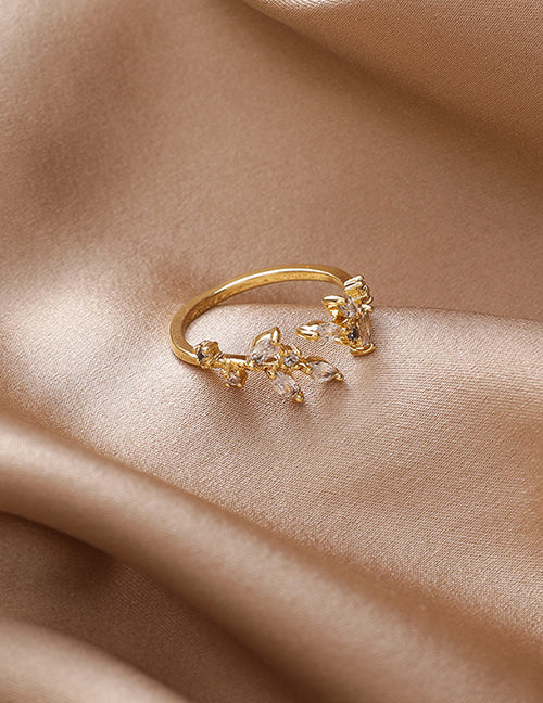 Gold Leaf Ring | The Diana Tracy Collection
